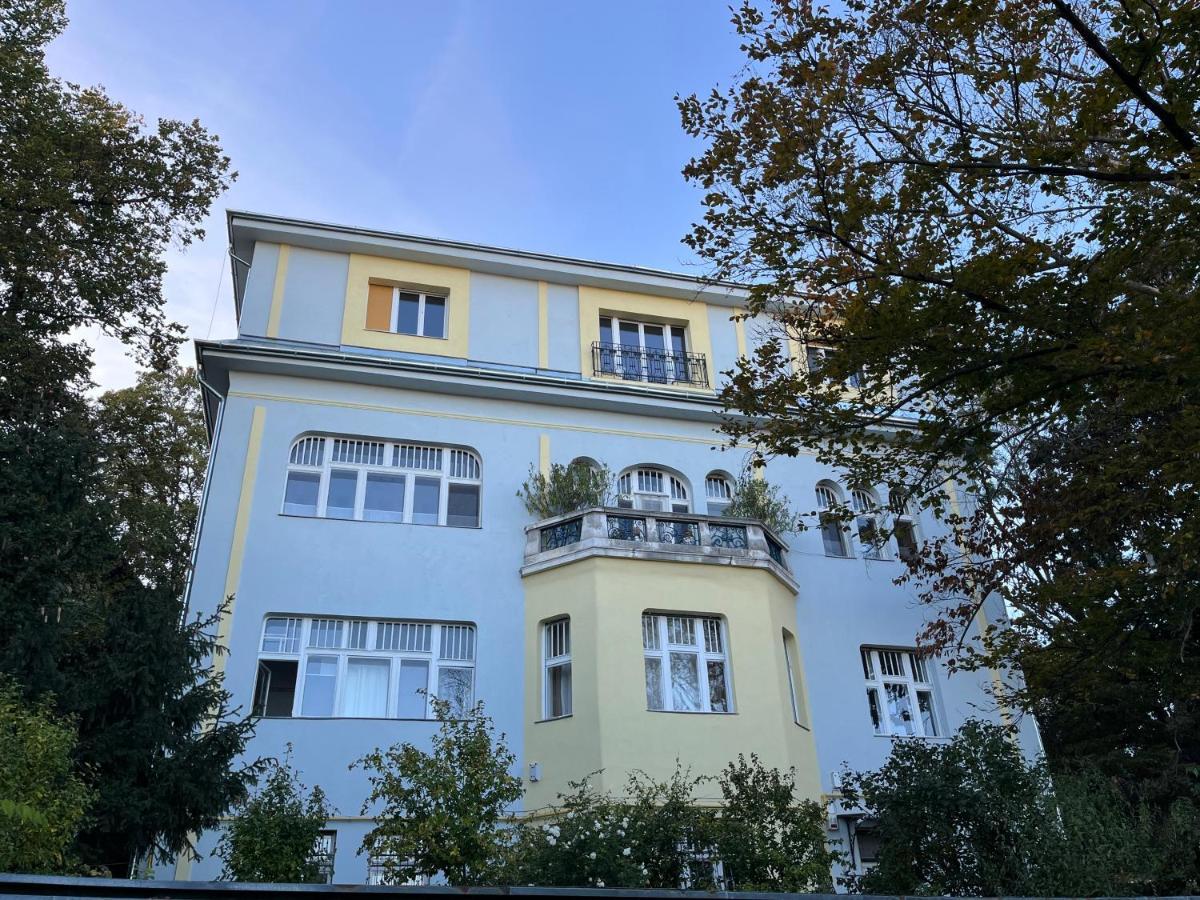 Hillside Luxury Residence Budapest With Free Garage Екстер'єр фото