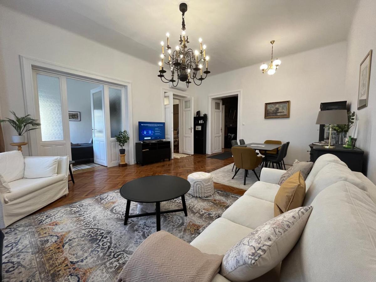 Hillside Luxury Residence Budapest With Free Garage Екстер'єр фото